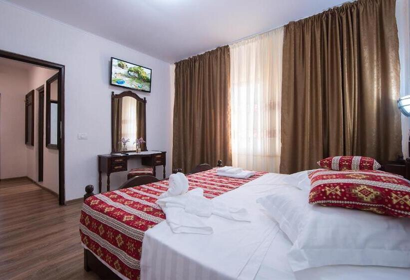 سوئیت 2 خوابه, Hanul Hora Romaneasca