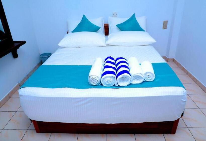 ویلای 2 خوابه, Shenora Beach Resort