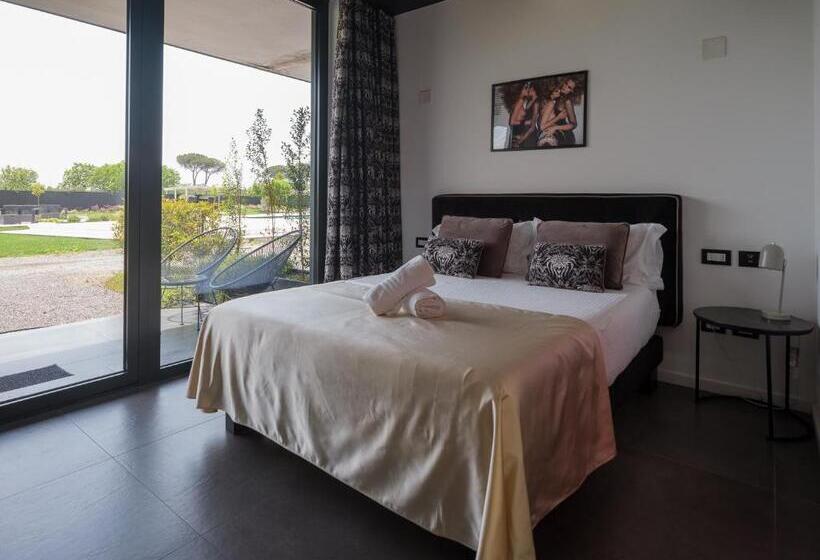 اتاق استاندارد اینتریور, Secret Garden Resort & Spa