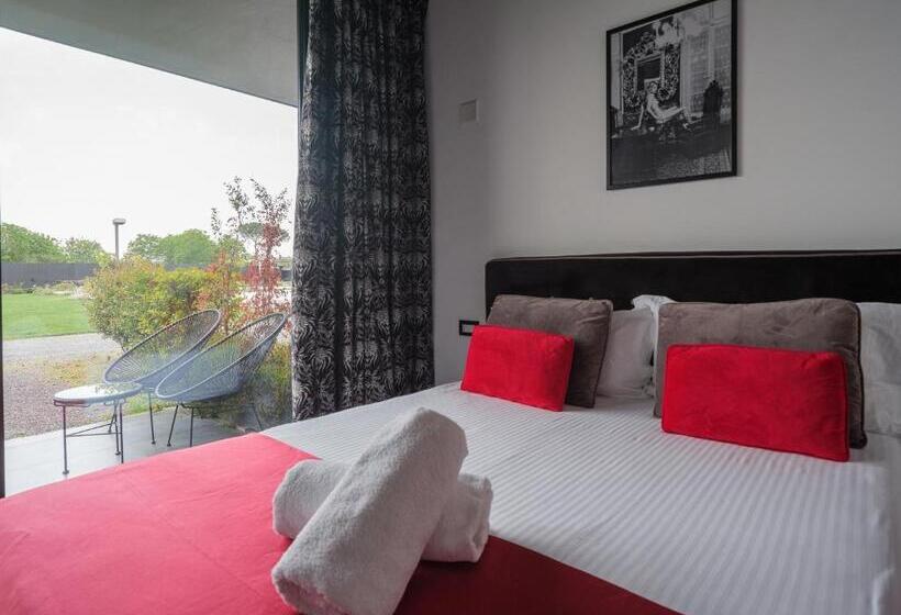 اتاق استاندارد اینتریور, Secret Garden Resort & Spa