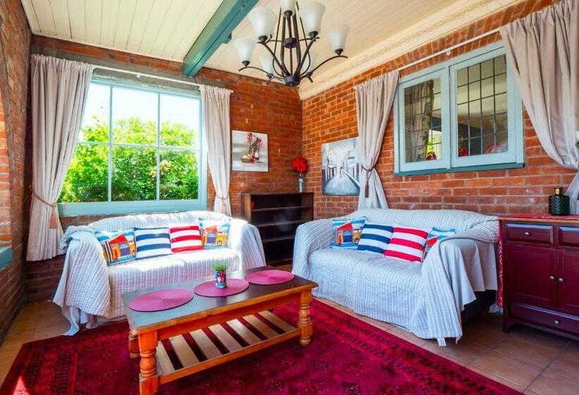 اتاق استاندارد با چشم‌انداز باغ, The Ocean Breeze Suites