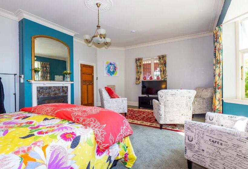 اتاق استاندارد, The Ocean Breeze Suites
