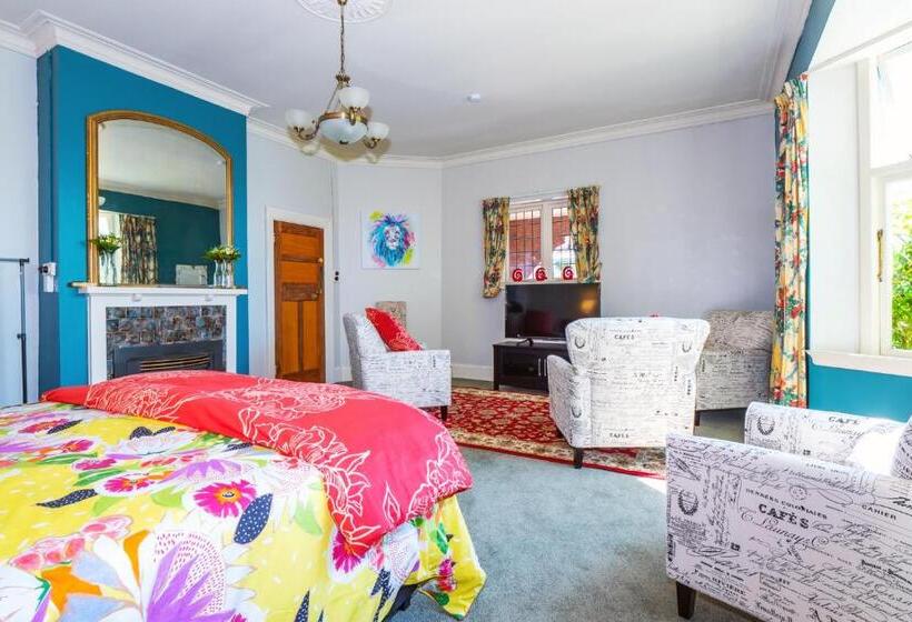 اتاق استاندارد, The Ocean Breeze Suites