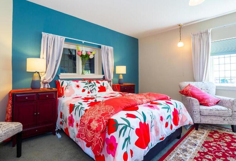 اتاق لوکس, The Ocean Breeze Suites