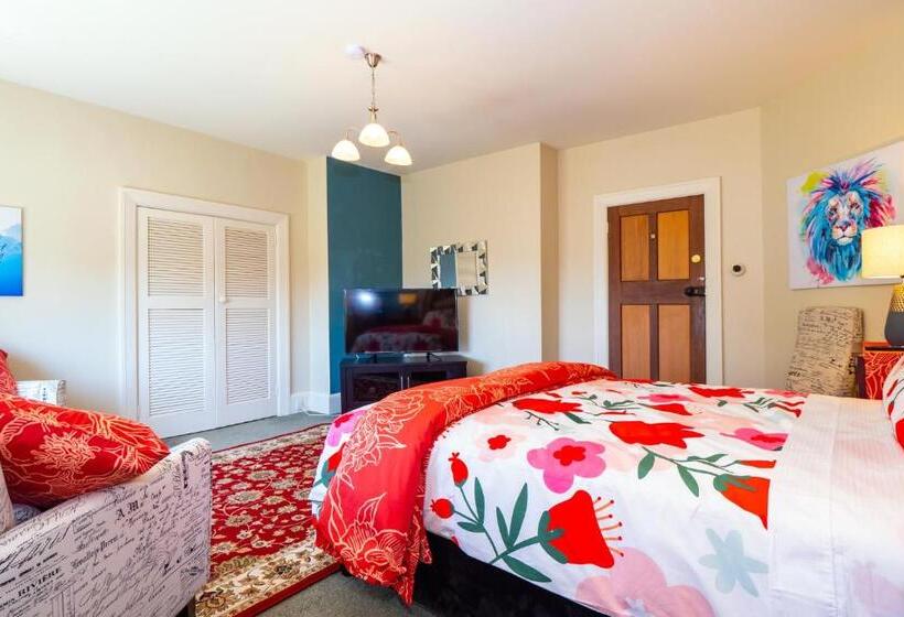 اتاق لوکس, The Ocean Breeze Suites