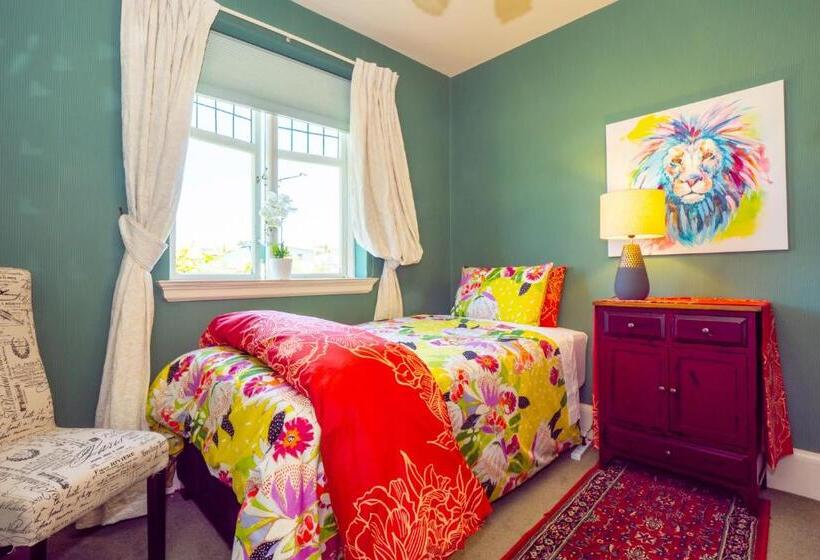 اتاق سوپریور یک تخته, The Ocean Breeze Suites