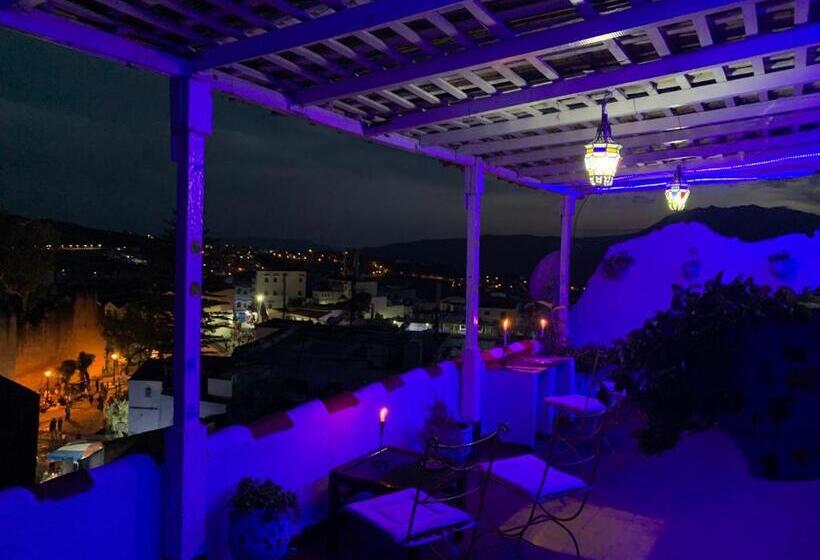 اتاق استاندارد سه نفره, Barcelona