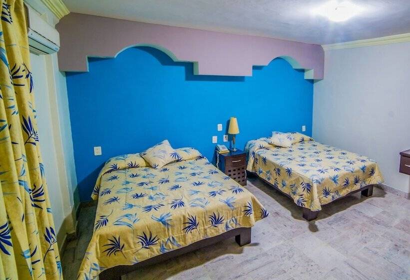 اتاق استاندارد سه نفره, Casa Blanca