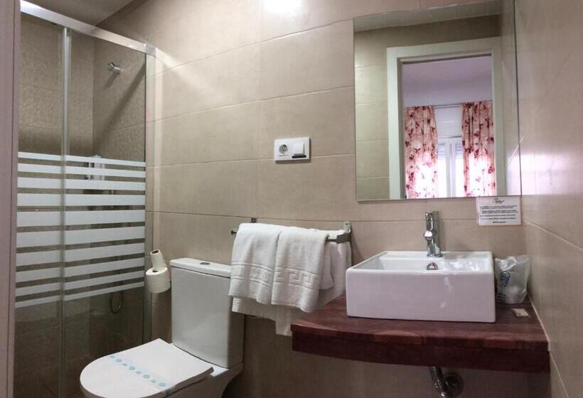 اتاق استاندارد با بالکن, Hostal Mellizo