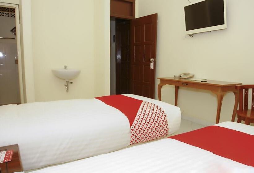 اتاق لوکس, Oyo 236 Penginapan Rumah Hijau