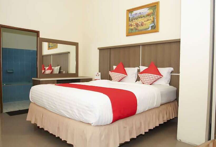 اتاق لوکس, Oyo 236 Penginapan Rumah Hijau