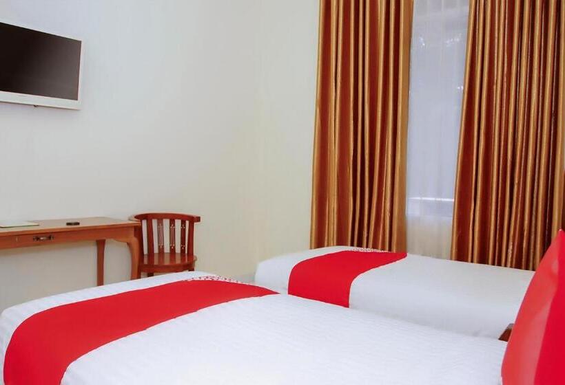 اتاق لوکس, Oyo 236 Penginapan Rumah Hijau