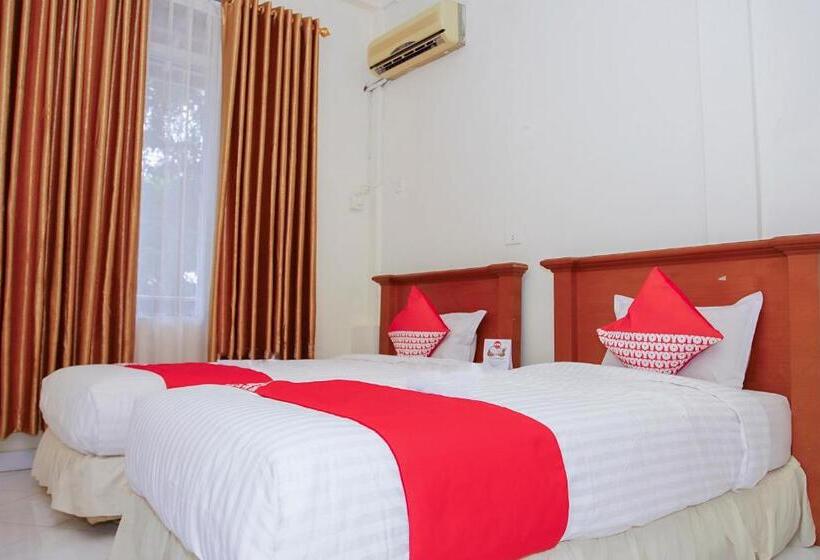 اتاق لوکس, Oyo 236 Penginapan Rumah Hijau