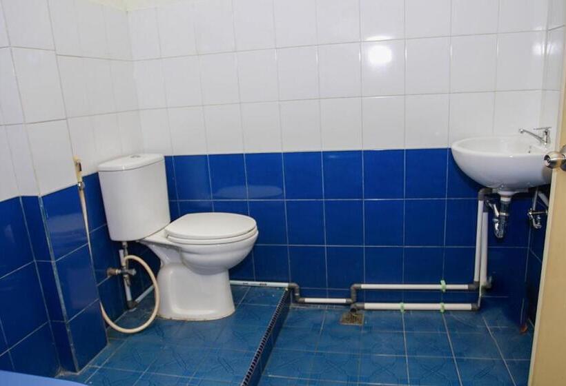 اتاق لوکس, Oyo 236 Penginapan Rumah Hijau