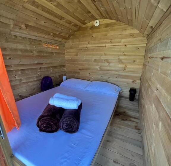 چادر با خدمات رفاهی استاندارد, Loma Nevada Minca