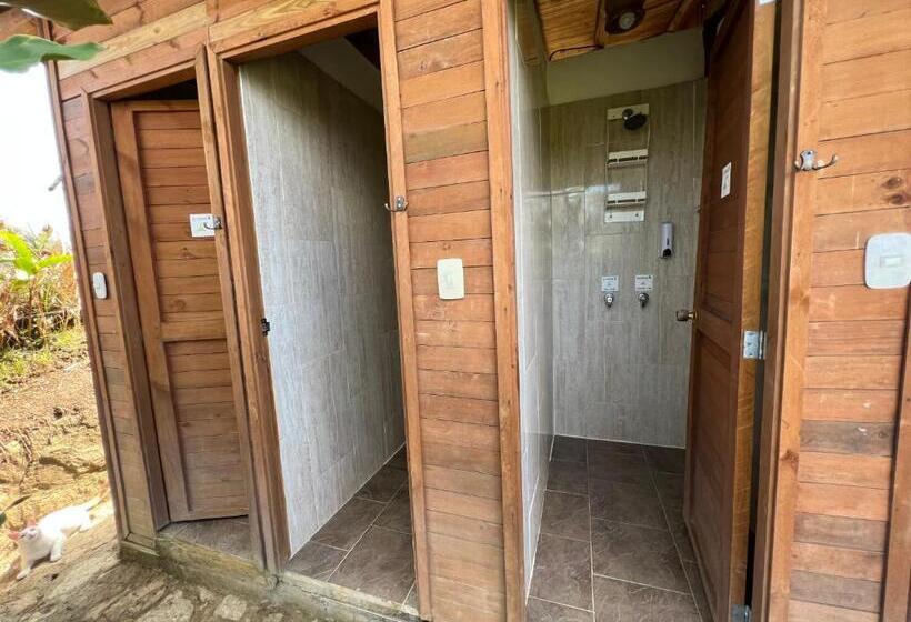 چادر با خدمات رفاهی استاندارد, Loma Nevada Minca