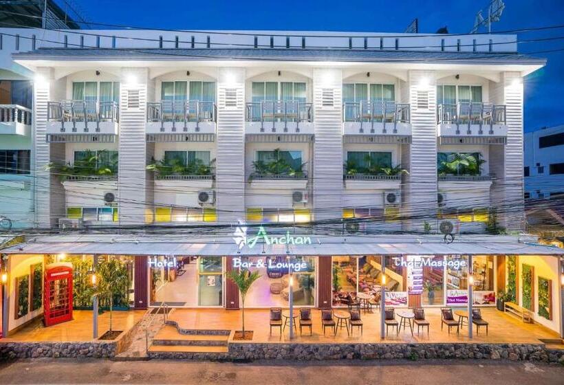 اتاق استاندارد با بالکن, Anchan Hotel & Spa