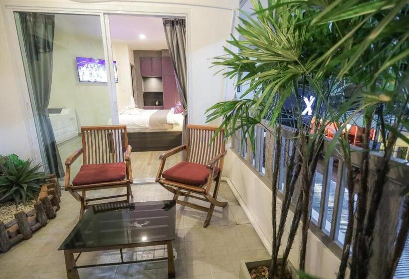 سوییت, Anchan Hotel & Spa
