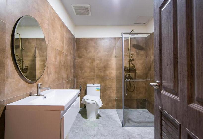 سوییت, Anchan Hotel & Spa