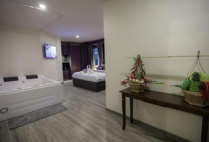 سوییت, Anchan Hotel & Spa