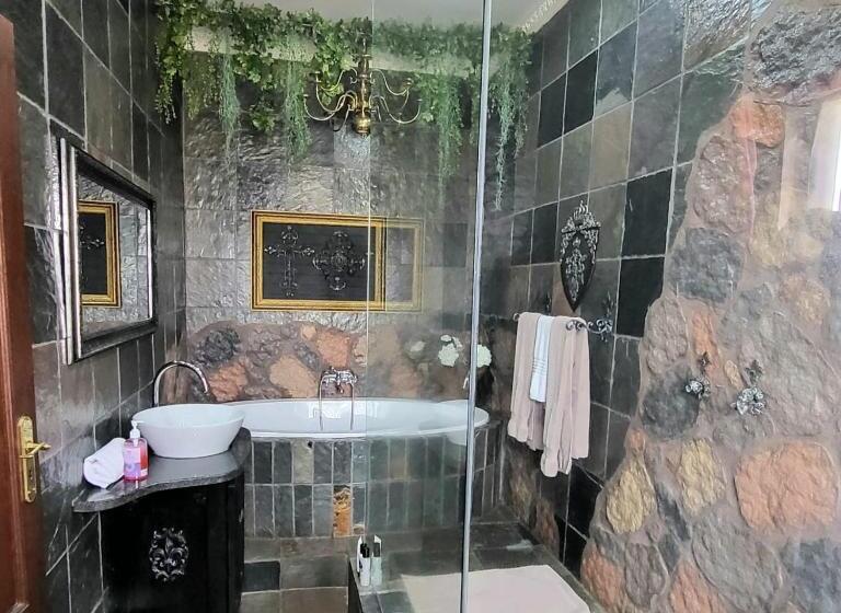غرفة ديلوكس مزودة بشرفة, Excalibur Boutique