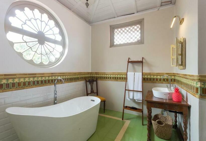 اتاق استاندارد, Prana Home