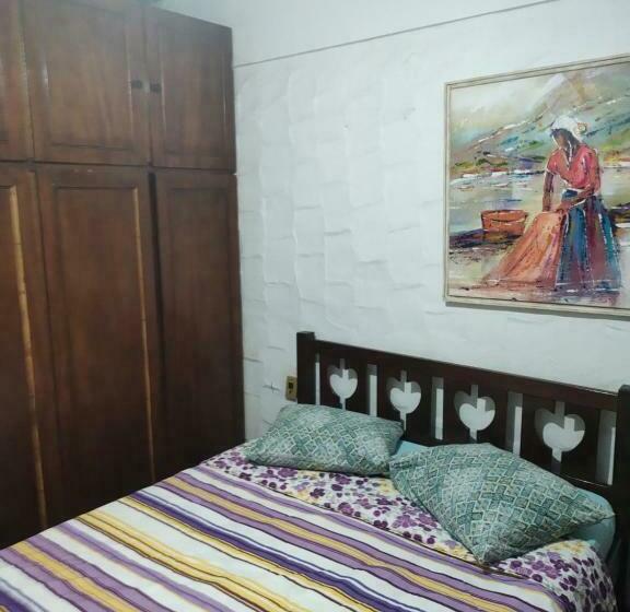 اتاق خانوادگی, Aloha Hostel Cabo Frio