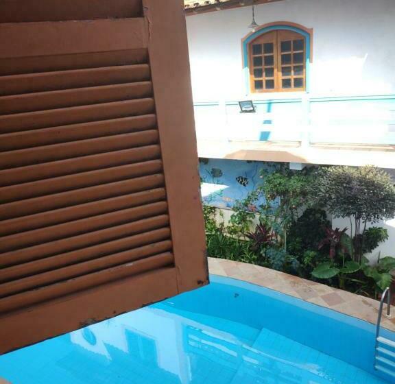 اتاق خانوادگی, Aloha Hostel Cabo Frio