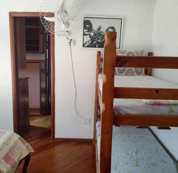 استودیو خانوادگی, Aloha Hostel Cabo Frio