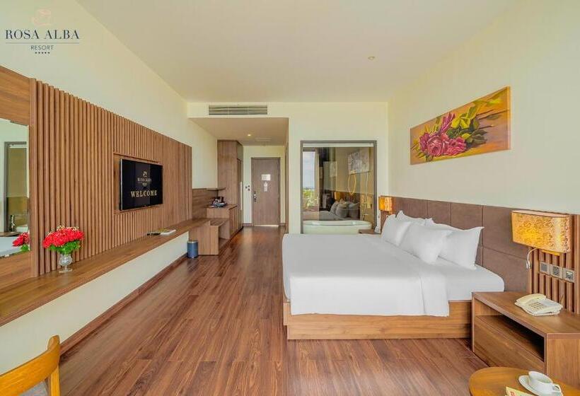 اتاق پرمیوم با چشم‌انداز دریا, Rosa Alba Resort & Villas Tuy Hoa