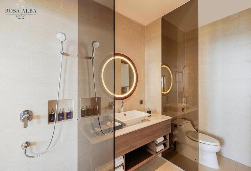 استودیوی استاندارد با چشم‌انداز دریا, Rosa Alba Resort & Villas Tuy Hoa