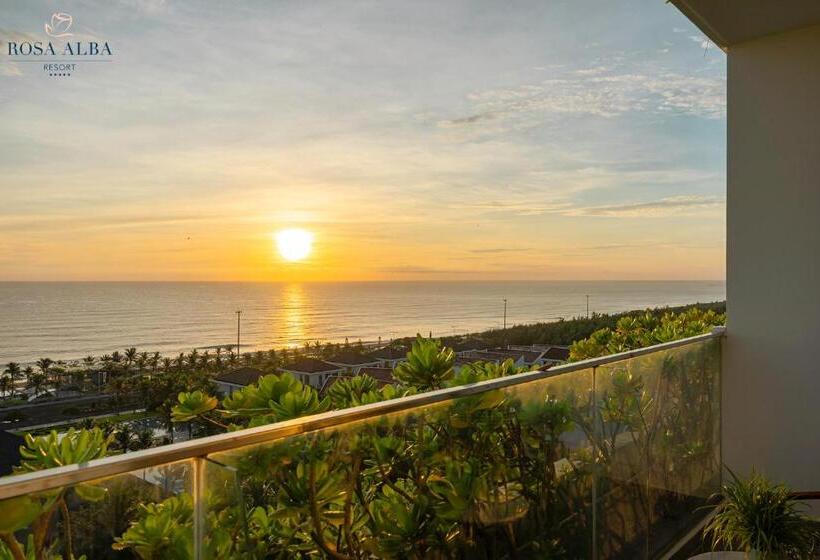 استودیوی استاندارد با چشم‌انداز دریا, Rosa Alba Resort & Villas Tuy Hoa