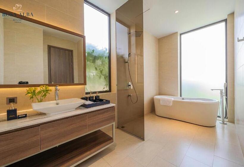 ویلای 4 خوابه, Rosa Alba Resort & Villas Tuy Hoa