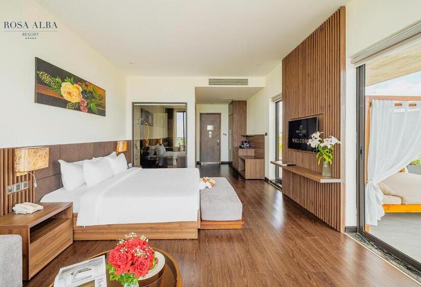 سوییت با چشم‌انداز دریا, Rosa Alba Resort & Villas Tuy Hoa