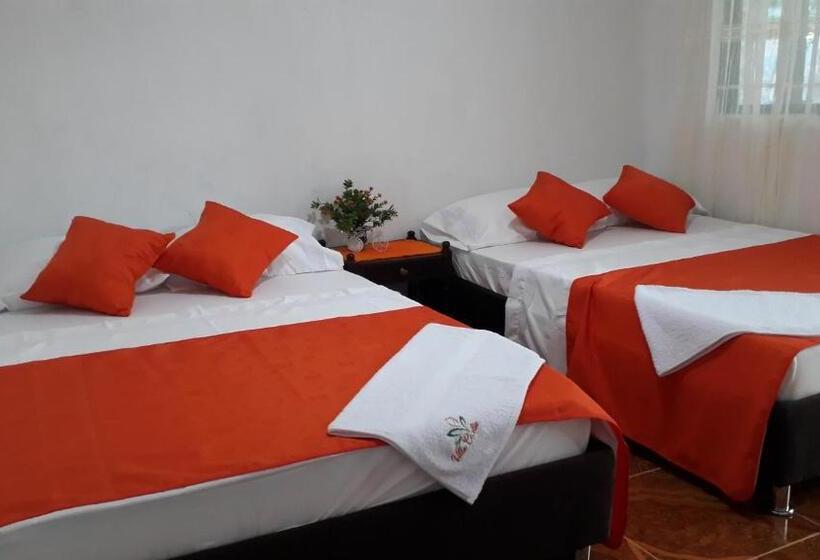 اتاق استاندارد با چشم‌انداز باغ, Hostal Villa Cecilia