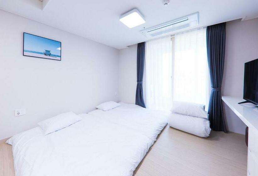 اتاق لوکس, Geoje Leein Stay