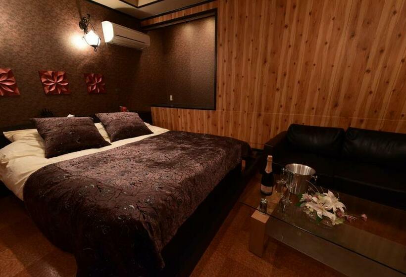 اتاق استاندارد, Restay Koakuma