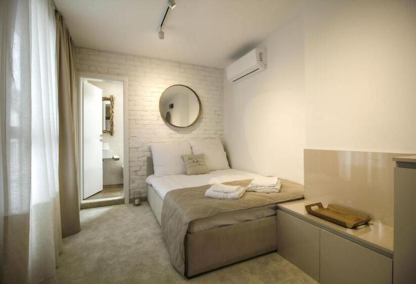 استودیو استاندارد با بالکن, Boutique Apartments Blagoevgrad