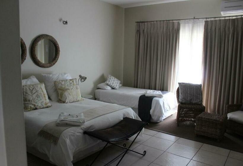اتاق خانوادگی, Mosate Guest House