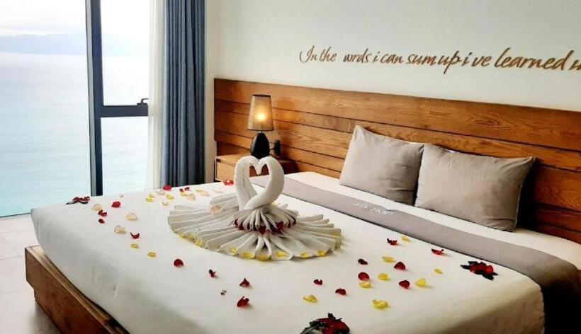اتاق سوپریور با چشم‌انداز دریا, Joy Trip Hotel & Spa Nha Trang