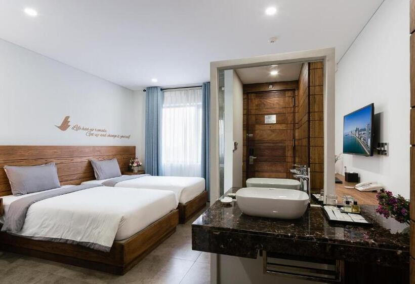 اتاق استاندارد با چشم‌انداز شهر, Joy Trip Hotel & Spa Nha Trang