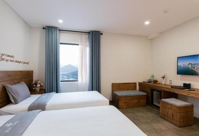 اتاق استاندارد با چشم‌انداز شهر, Joy Trip Hotel & Spa Nha Trang