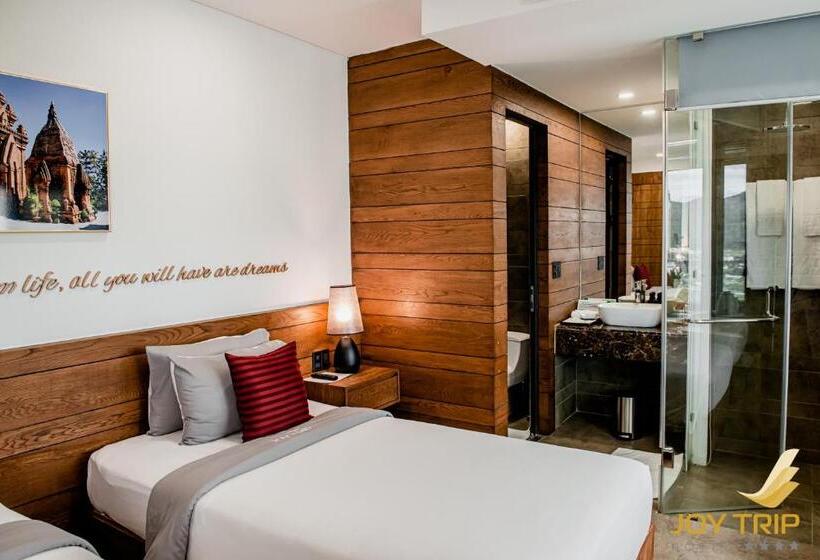 اتاق استاندارد با چشم‌انداز شهر, Joy Trip Hotel & Spa Nha Trang