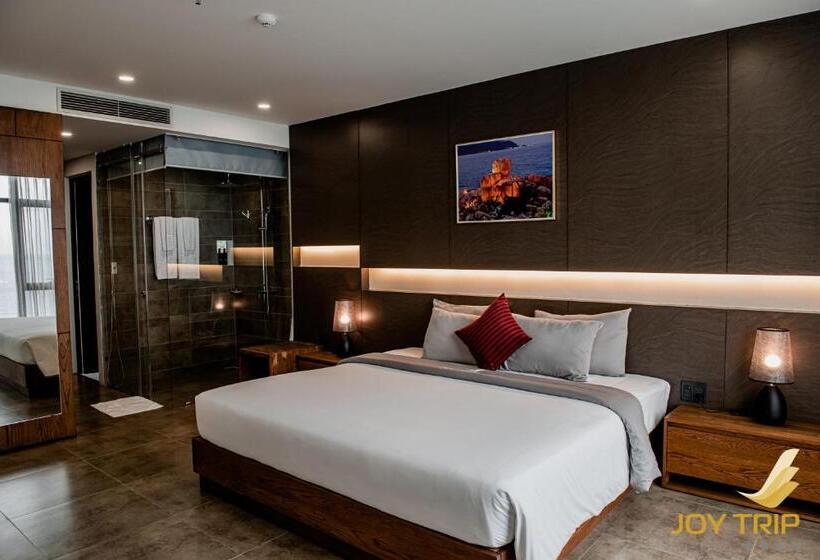 سوییت جونیور با چشم‌انداز دریا, Joy Trip Hotel & Spa Nha Trang