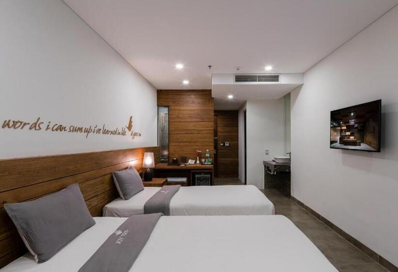 اتاق استاندارد با چشم‌انداز شهر, Joy Trip Hotel & Spa Nha Trang