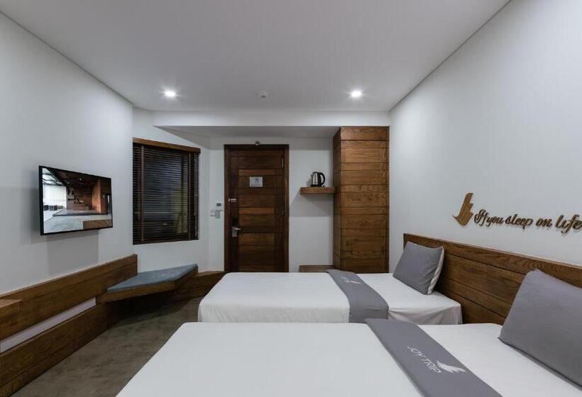 اتاق استاندارد با چشم‌انداز شهر, Joy Trip Hotel & Spa Nha Trang