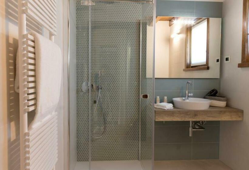 اتاق استاندارد, Crystal Luxury House