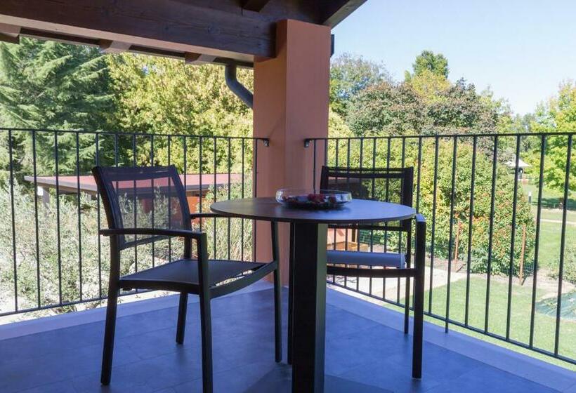 اتاق استاندارد, Crystal Luxury House