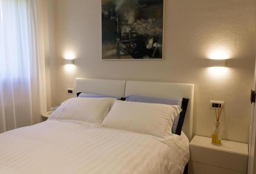 اتاق استاندارد, Crystal Luxury House