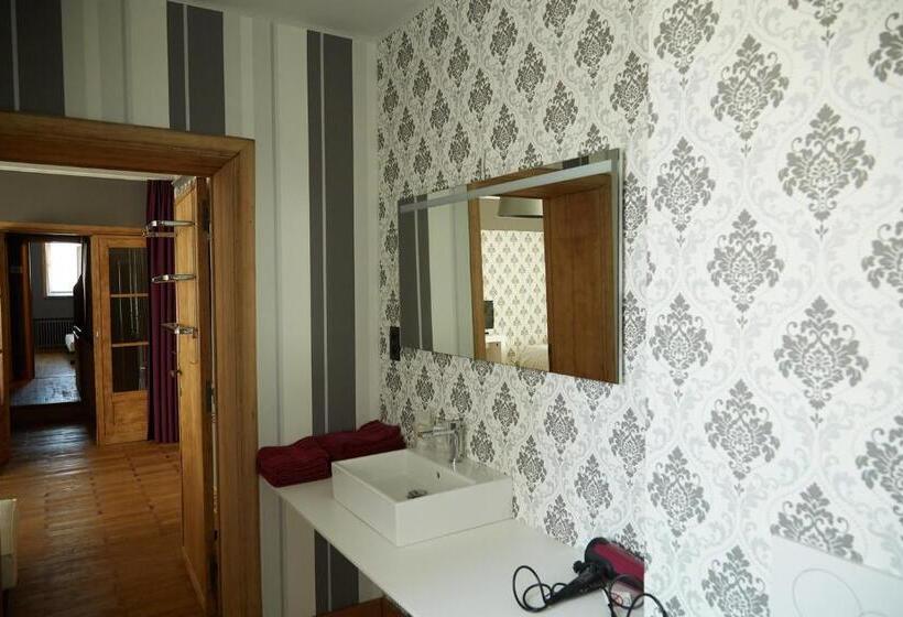 اتاق لوکس, Focus Boutique